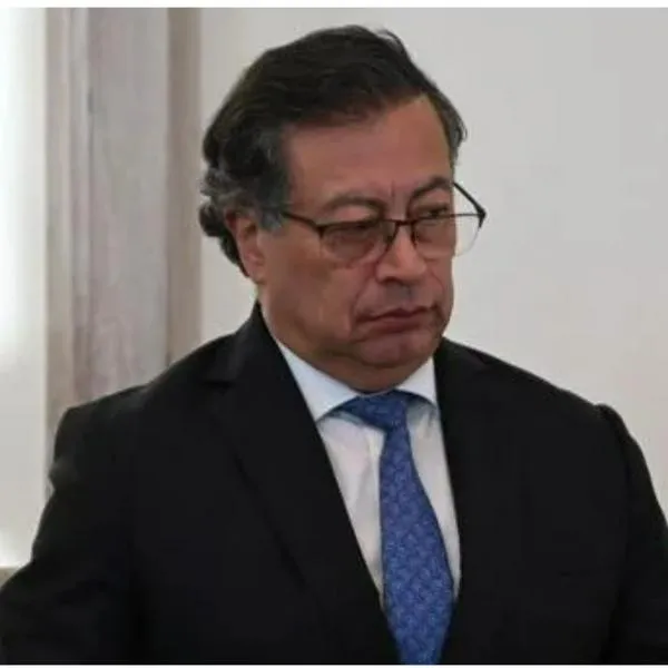 Gustavo Petro: "No soy como anteriores presidentes" se compara con expresidentes