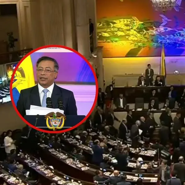 Gustavo Petro salió del congreso abucheado y congresista le dicen mentiroso