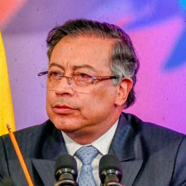 Gustavo Petro aseguró que "me acabo de bañar", a propósito de las críticas de la representante a la Cámara Lina Garrido en el Congreso. 