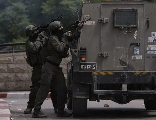 Dos soldados israelíes sospechosos de crímenes de guerra, arrestados brevemente en Bélgica