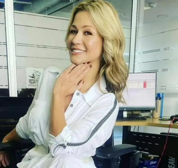 Pilar Schmitt, de Noticias Caracol, pidió oraciones por la salud de su padre