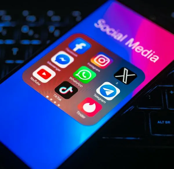 Exigen cambio para YouTube, TikTok, Instagram y más en Colombia. Operadores hicieron pedido porque paguen por el uso de las redes. 