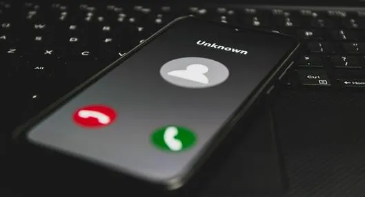Estafas en Colombia: cómo es fraude en celular conocido como número equivocado