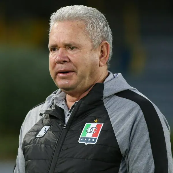 Hernán Darío Herrera, técnico del Once Caldas, en nota sobre que se hizo pasar por empresario para fichar a Mateo García
