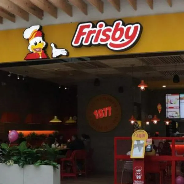 Frisby, famosa cadena de pollo, es el restaurante con más ingresos en Colombia: superó a Crepes & Waffles, El Corral y KFC, según ranking. 
