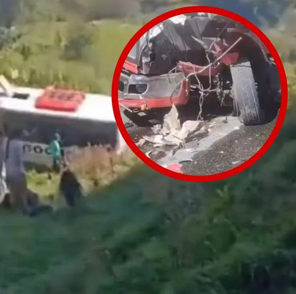 Accidente volqueta bus Antioquia: vehículo se fue a un abismo
