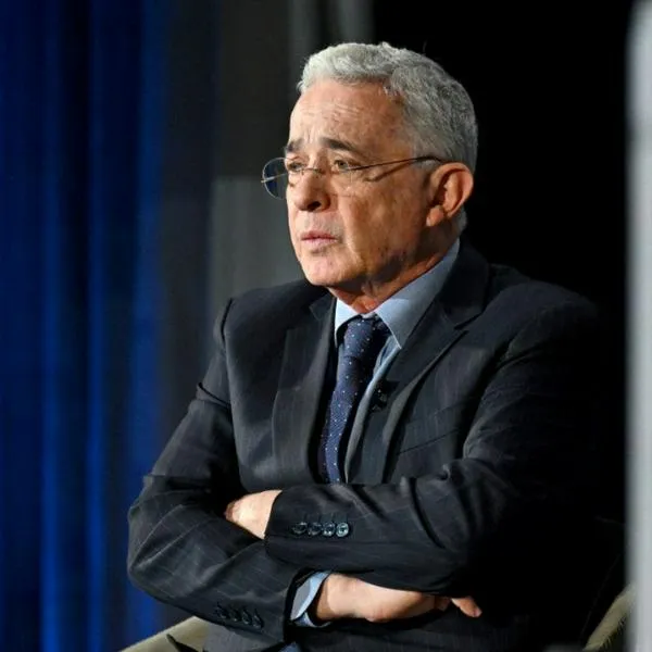 Explican si Álvaro Uribe podría ser culpable de uno de los delitos que se le señalan y si pagaría prisión en ese caso. Hay expectativa en Colombia. 