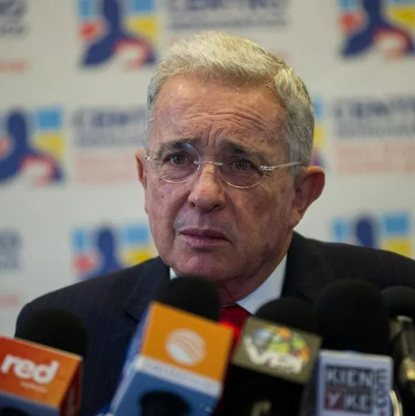 Álvaro Uribe es culpable por soborno en actuación penal