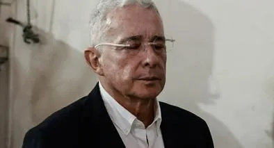 Alvaro Uribe, expresidente de Colombia condenado