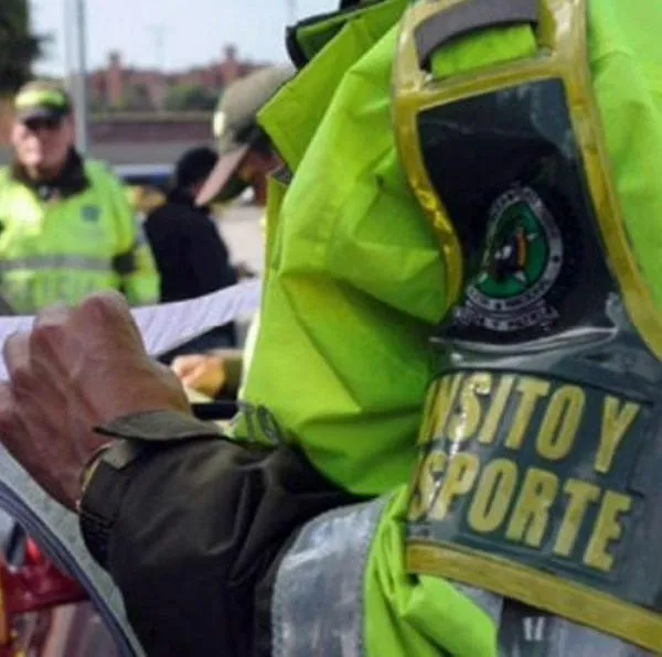 Multa de tránsito B3 poco conocida en Colombia cuesta $ 300.000, sin placas