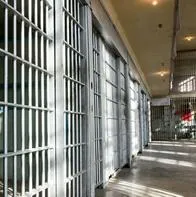 ¿Abuso de poder? Policía usó a presos para que trabajaran en su boda