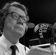 Vladdo confirmó que Radio Red, icónica emisora en Colombia, dejará de emitirse por problemas financieros. Duró dos años al aire.