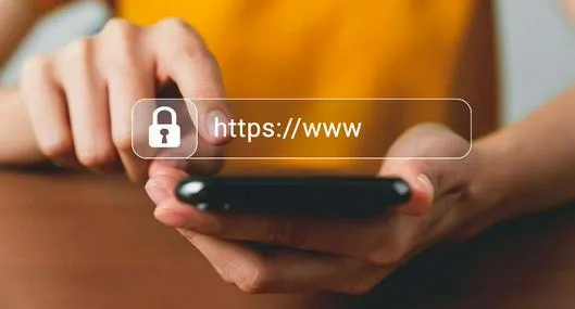 Foto de navegar internet, en nota de cómo navegar anónimo gratis y fácil en Colombia, distinto incógnito y más seguro