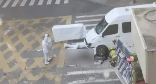 Así quedó el vehículo involucrado en un accidente en Medellín, en el que una menor de 17 años murió