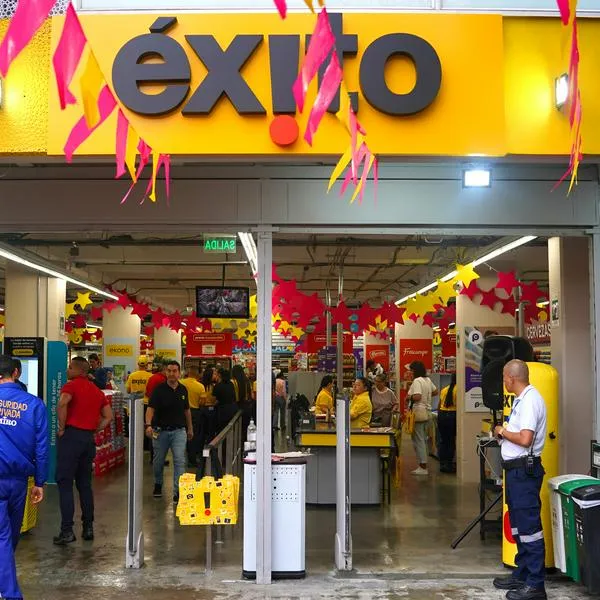 Éxito anuncia dato con ropa que vende y que interesa a adultos: ¿qué pasó?