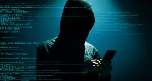 Foto de ciberataque, en nota de cómo saber si alguien está espiando un celular y qué hacer para evitar problemas