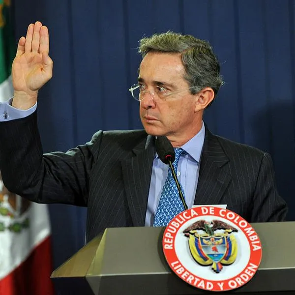 Inhabilidad para Álvaro Uribe: podría ser vicepresidente de Colombia