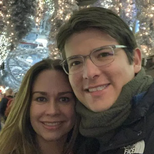 Esposa de Miguel Uribe confirmó que él entró a nueva cirugía y pidió "oración"
