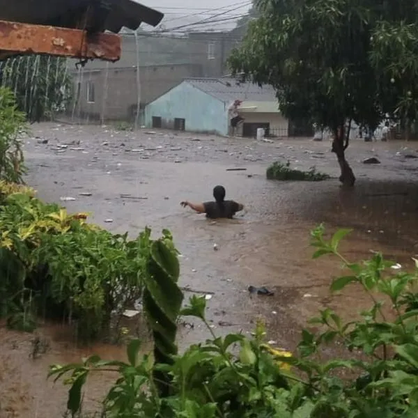 Aguacero de 4 horas dejó a Santa Marta inundada: hay familias damnificadas