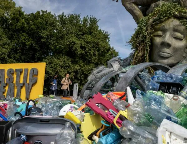 Inicia el encuentro para redactar el tratado mundial contra la contaminación por plásticos