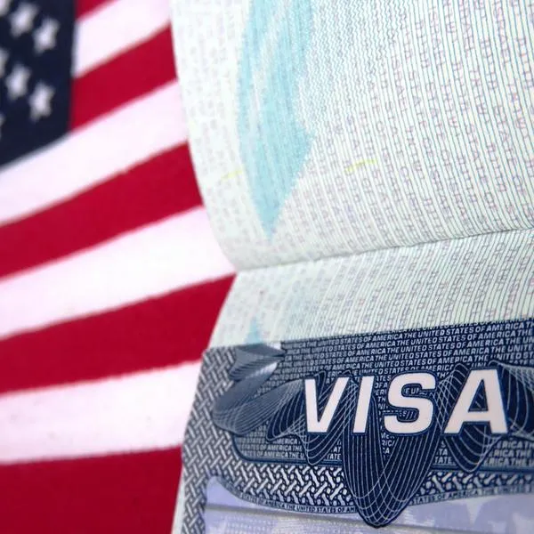 Cuánto les tocaría pagar a colombianos por visa con nueva idea de Trump