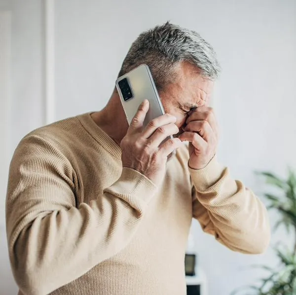 Error al mandar plata por celular que puede volverse delito en Colombia