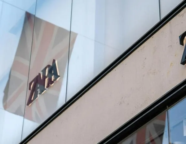 Reino Unido obliga a retirar a Zara dos fotos de modelos demasiado delgadas