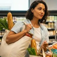 Bolsas reutilizables: cómo evitar que contaminen la comida, según experta, video