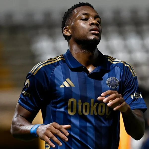 Jhon Duran, delantero de Fenerbahce