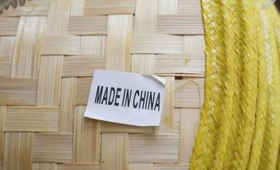 Trump impone sus nuevos aranceles mientras busca combatir la evasión china