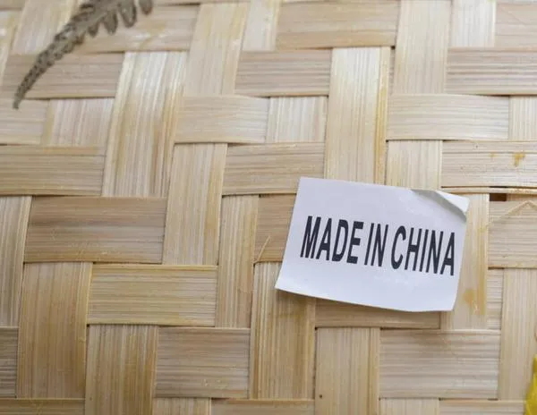 Trump impone sus nuevos aranceles mientras busca combatir la evasión china