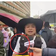 La congresista, que hace poco tuvo un fuerte discurso contra el mandatario, hizo presencia en las calles en Bogotá, pero acompañada de su esquema. 