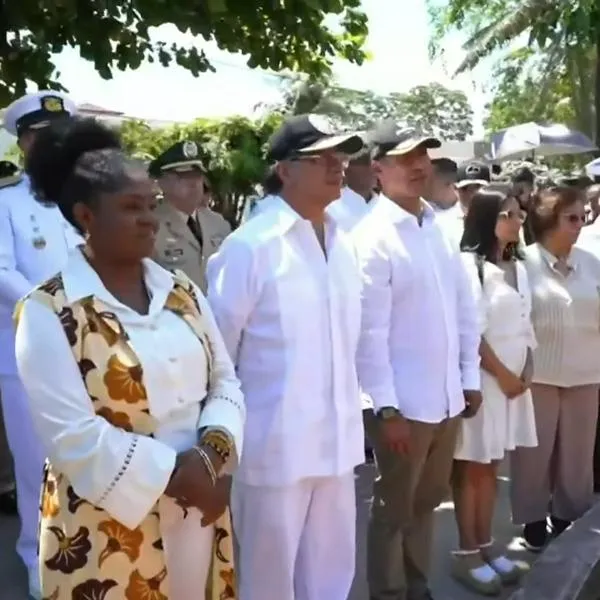 Francia Márquez apareció junto a Petro en un viaje a Leticia para la celebración de la Batalla de Boyacá, este 7 de agosto. ¿Reconciliación a la vista? 
