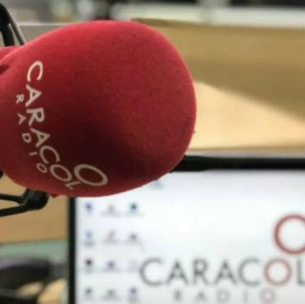 Murió Eugenio Baena, de Caracol Radio, y padre de Chechi Baena: video y qué pasó