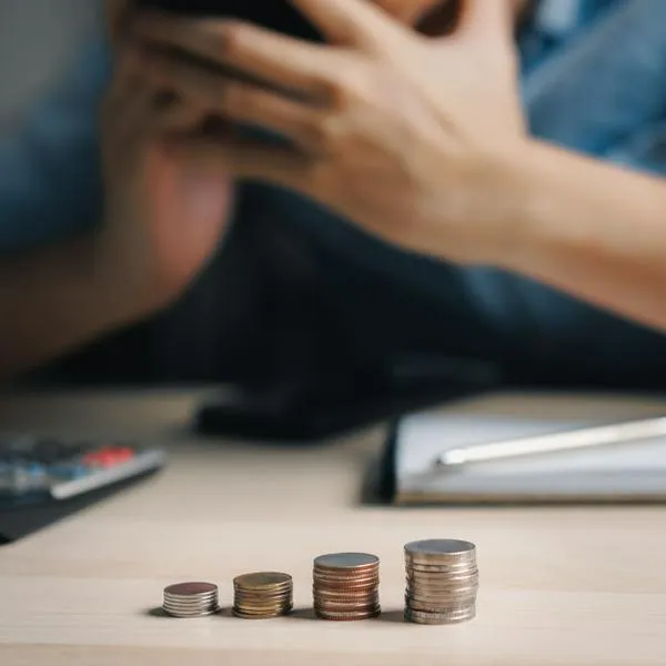Empresas en Colombia gastan menos servicios públicos pero pagan más: qué ocurre