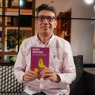 Antonio García Ángel presentó su nueva novela ‘Que pase lo peor’