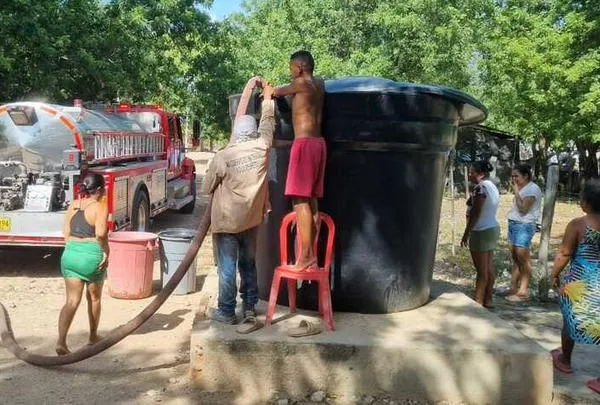 Alcaldía de Valledupar y Bomberos llevan agua a corregimientos del norte: el plan que sigue tras la emergencia