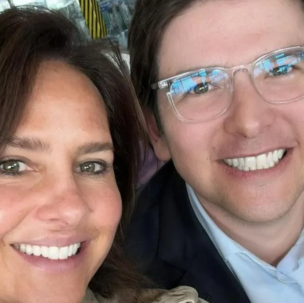 Paola Turbay y su esposo asisten a las exequias de Miguel Uribe en el Capitolio
