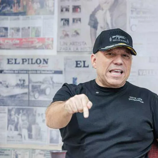 “En mi gobierno, los infieles no podrán trabajar en el servicio público”: Santiago Botero