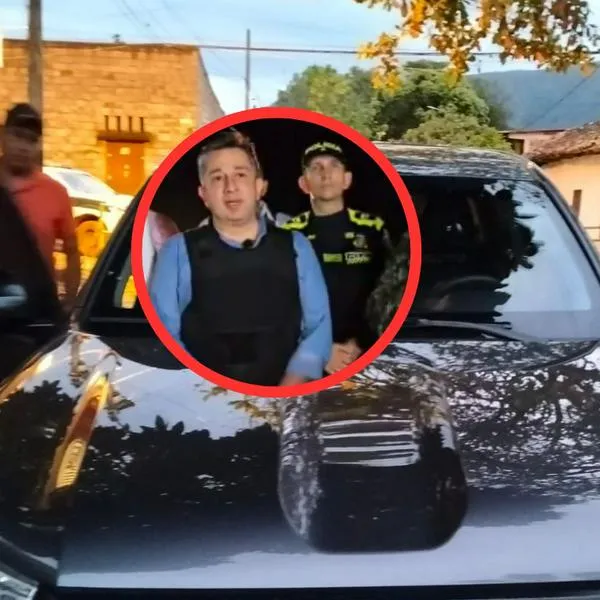 Muestran fotos de cómo quedó la camioneta de representante Triana, víctima de ataque con 8 disparos en Huila: "Llegamos en rines". 