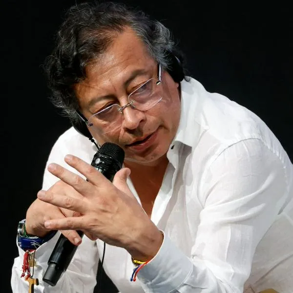 Foto de Gustavo Petro, en nota de que Gustavo Petro respondió por controversia con Carlos Ramón González en Nicaragua