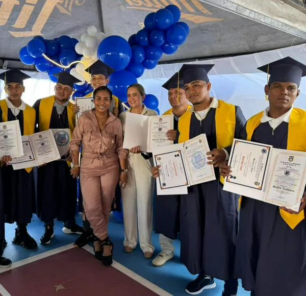 Cuando las rejas no detienen los sueños: nueve internos de la cárcel Judicial de Valledupar se graduaron como bachilleres