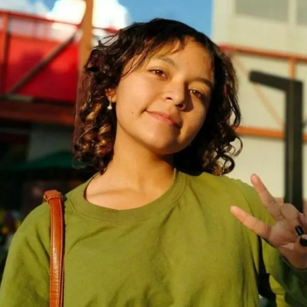 Buscan a joven de 16 años que desapareció en Chapinero (Bogotá): salió de su casa y no volvió. La menor salió con rumbo desconocido. 