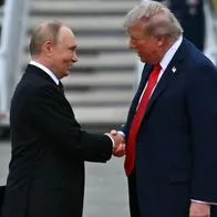 El presidente Donald Trump se encontró este viernes con su homólogo ruso, Vladimir Putin, para discutir sobre Ucrania y tienen en vilo al mundo.