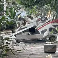 Medellín: piloto de avioneta que cayó cerca de estadio avisó que no alcanzaba