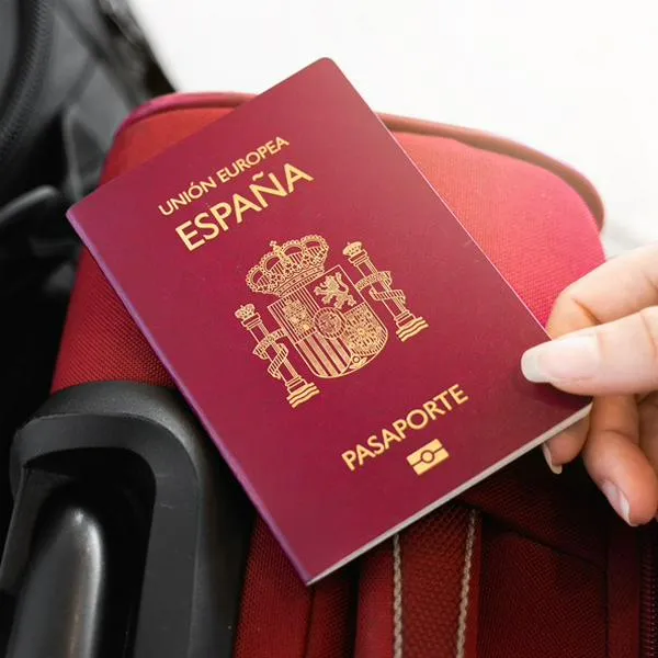 Aviso a colombianos que quieran sacar pasaporte español antes de octubre