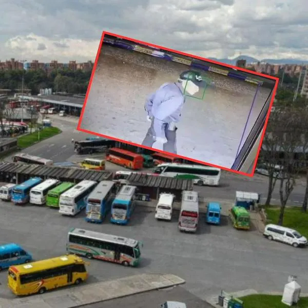 El adulto mayor que atacó con cuchillo a dos personas en la Terminal del Salitre (Bogotá) quedó en imágenes