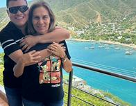 ¡Promesa cumplida¡ Óscar Gamarra lloró al recordar el día que le regaló la casa a su mamá 
