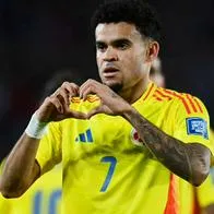 Foto de Luis Díaz, en nota de cómo sería nuevo color en camiseta de Selección Colombia, cambio desde noviembre