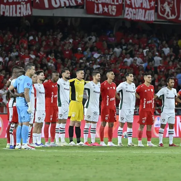 Jugadores de América de Cali y de Fluminense, en nota sobre récord que se romperá